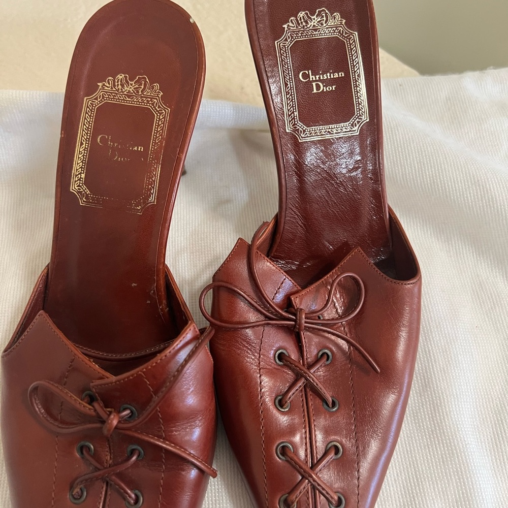 Christian Dior Brown  leather point toes mules/slides heel’s‎ sandals. Size 6 - Picture 3 of 10